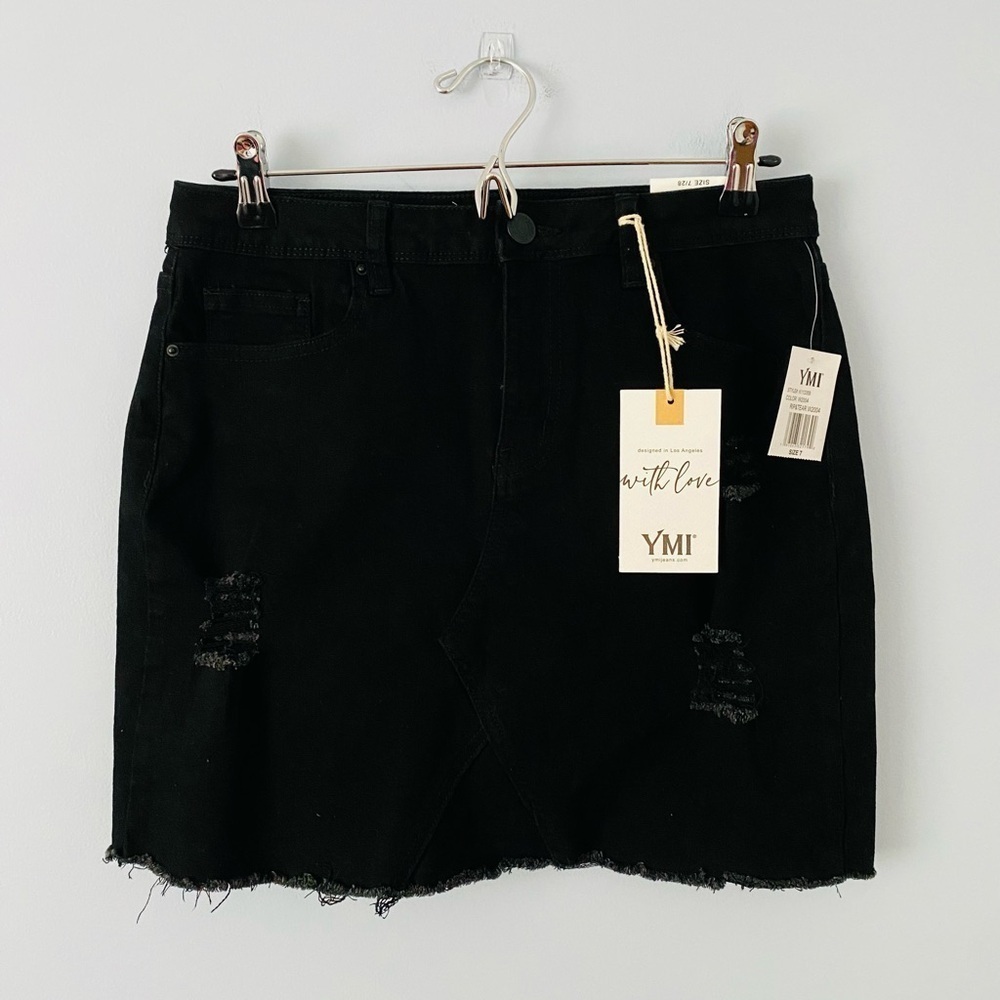 New With Tags YMI Black Denim Distressed Mini Skirt Size 7 / 28 Walk My Way - Picture 1 of 7